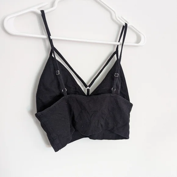 Black bralette from Forever21 - Picture 3 of 3